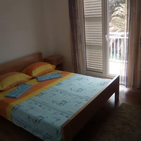 Appartement Jelsa 13513b *