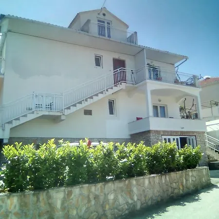 Jelsa 13513b * Jelsa (Hvar)